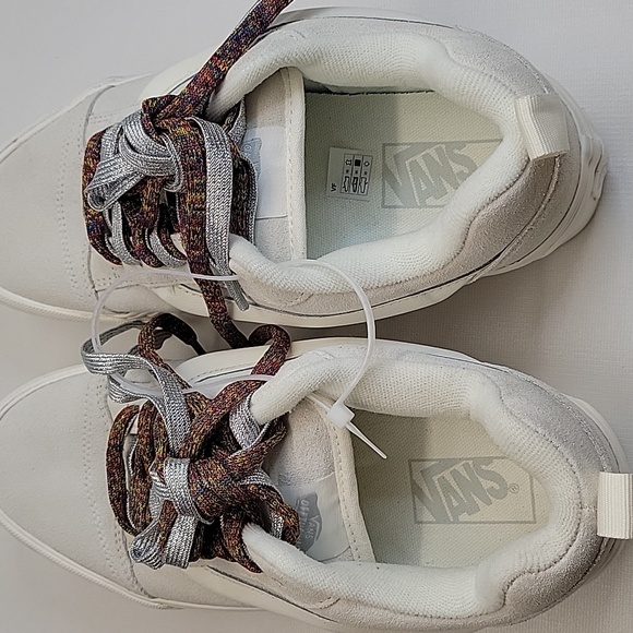 NWOB Vans Knu Stack White Casual LifeStyle Platform Shoes US W 9 M 7.5 Unisex - Picture 10 of 16